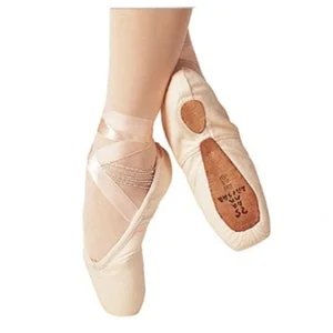 Legende -- Pointe Shoe -- Pink Satin