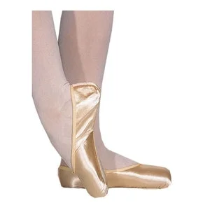 Studios II -- Pointe Shoe -- European Pink Satin