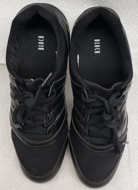 Trinity -- Split Sole Dancesneaker -- Black