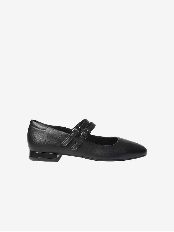 Blackberry Vegan Grape Leather Mary Jane Pumps | Black