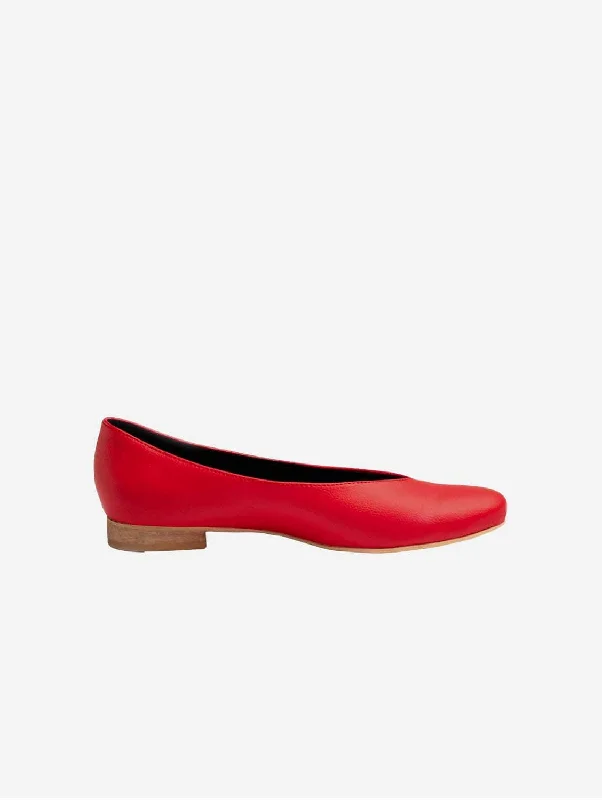 Ballerina Women's Grape Leather Vegan Pumps | Red