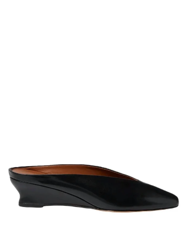 Women's Regency Wedge Mule In Black